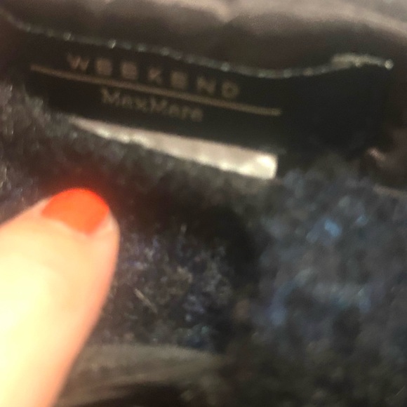 Weekend MaxMara
Plaid Pleated Wool - Picture 7 of 8